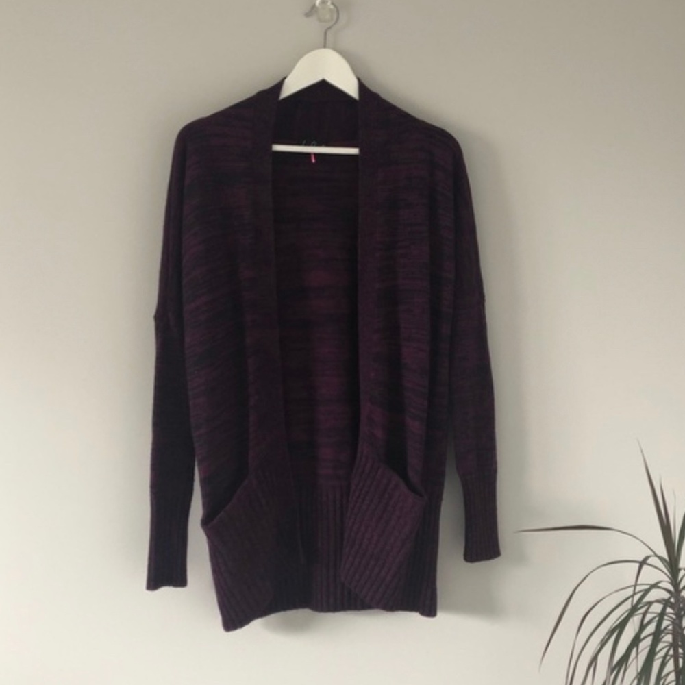 Aritzia talula cardigan sweater burgundy